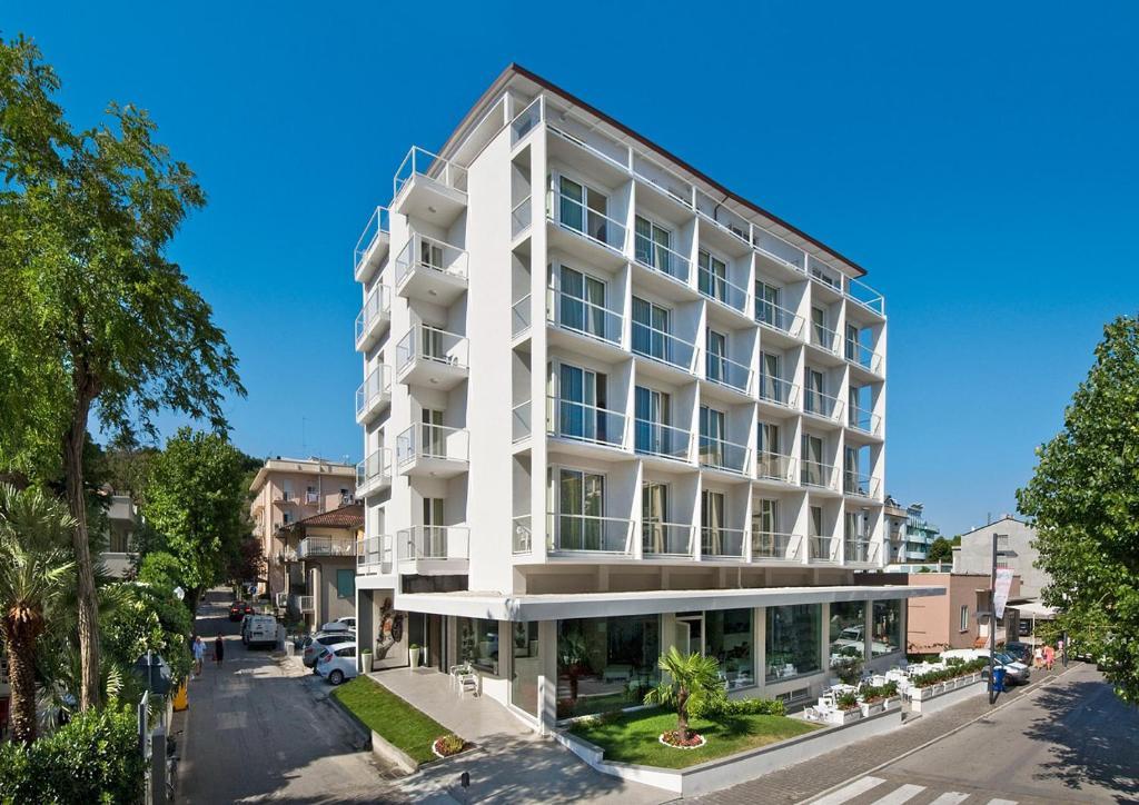 Hotel Atlantic & Spa Габиче Маре Екстериор снимка